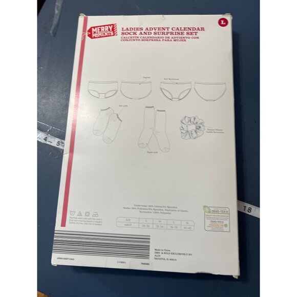 Ladies Advent Calendar Sock & Surprise Set L Gift - Picture 4 of 5